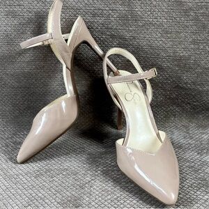 Jessica Simpson Henrea Patent Finish, Size 7 Desert Taupe 4in Heels.
